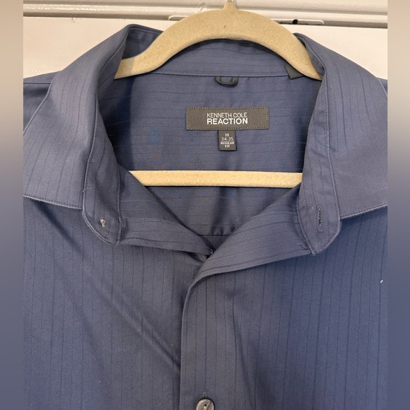 Men’s Kenneth Cole Reaction Dress Shirt - Picture 3 of 5